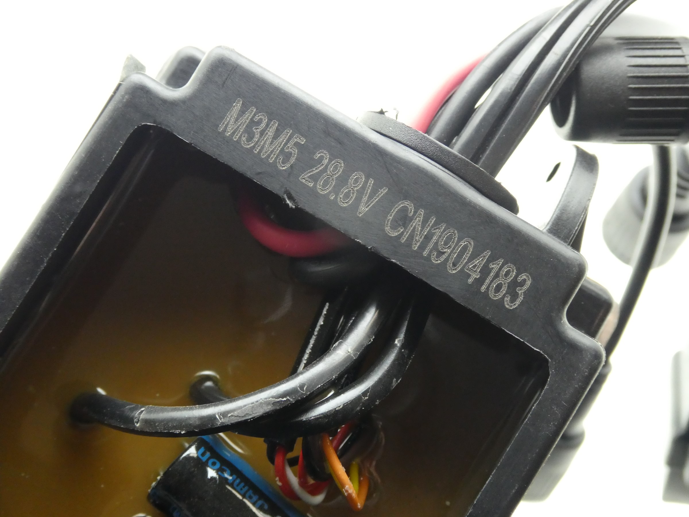 M3/M5 28.8 volt Control-box